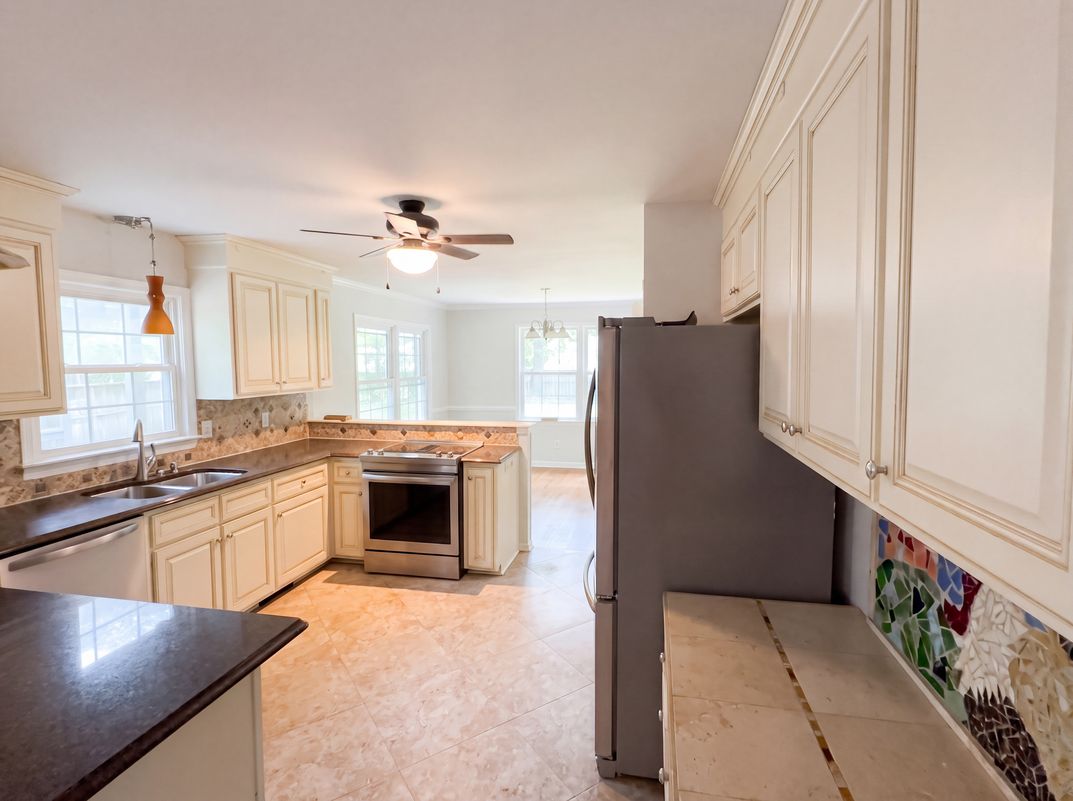 Property photo 2 of 101 Bonito Dr