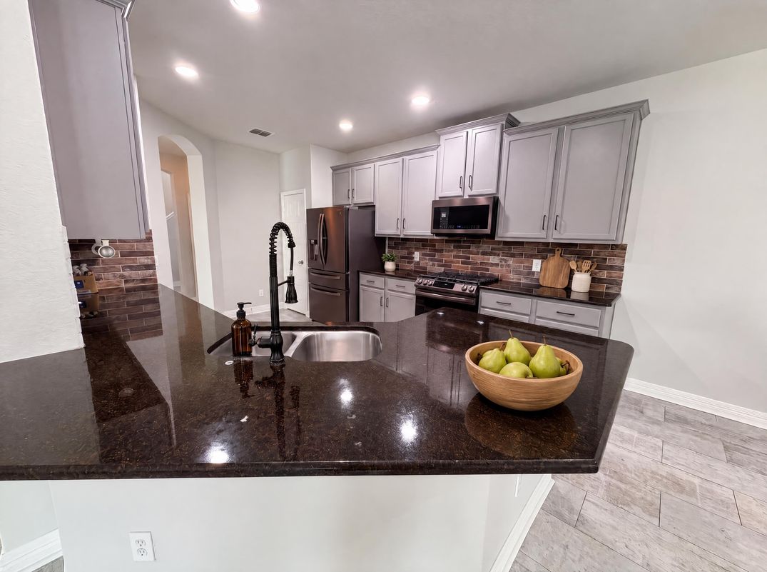 Property photo 2 of 3513 Nuhn Way