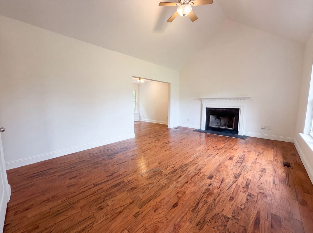 Property photo 3 of 100 Miranda Rd