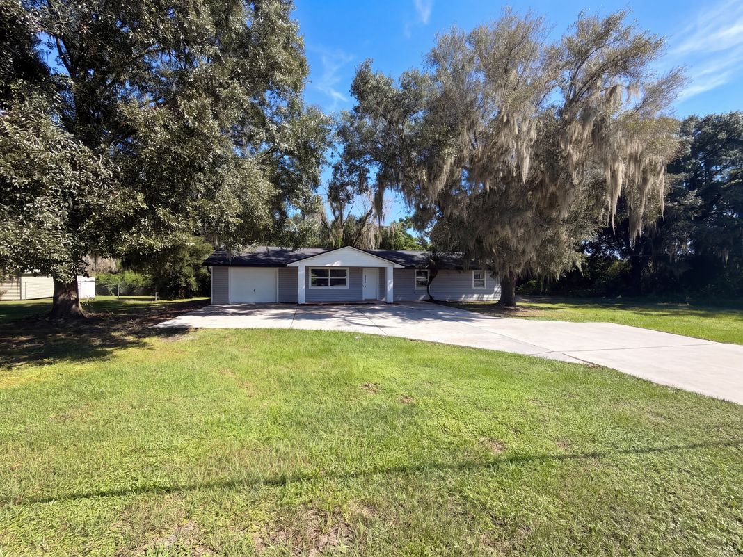Property photo 1 of 425 W Daughtery Rd