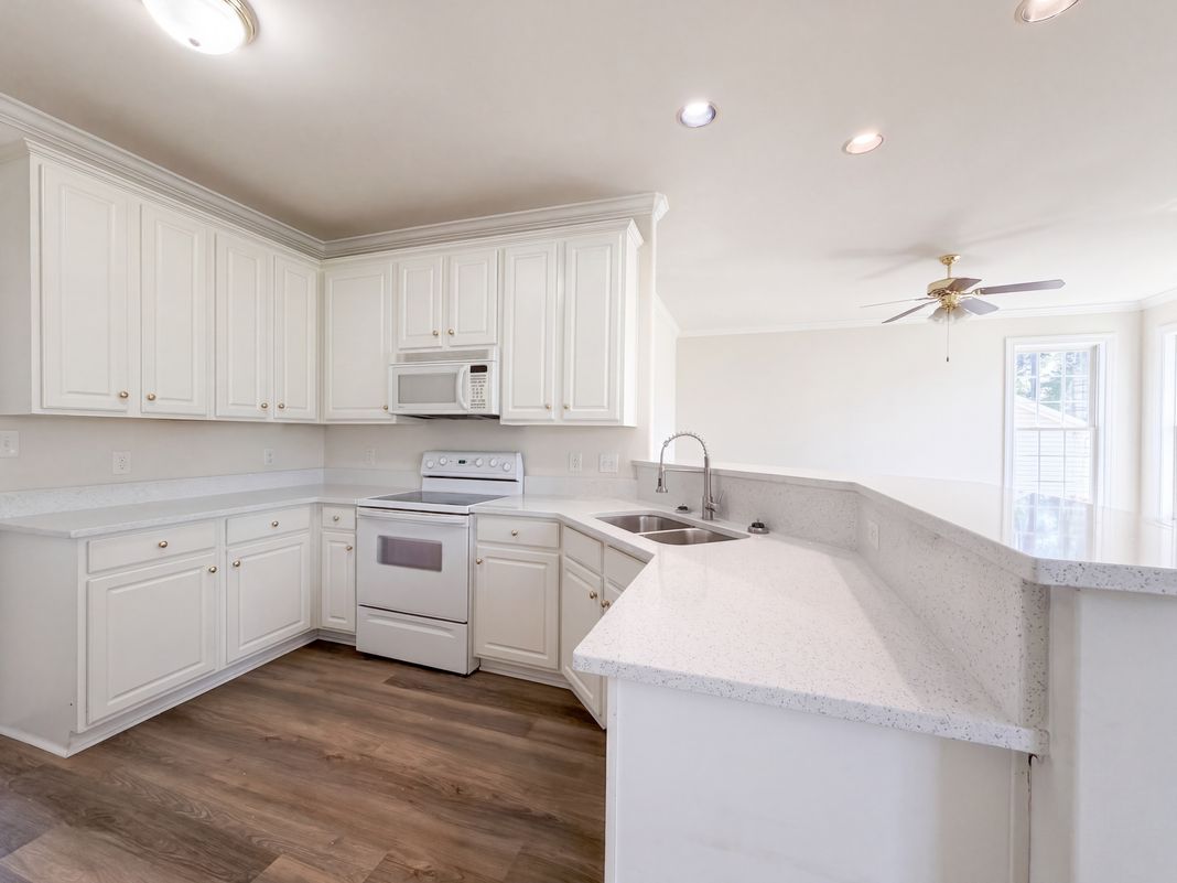 Property photo 2 of 180 Whetstone Dr