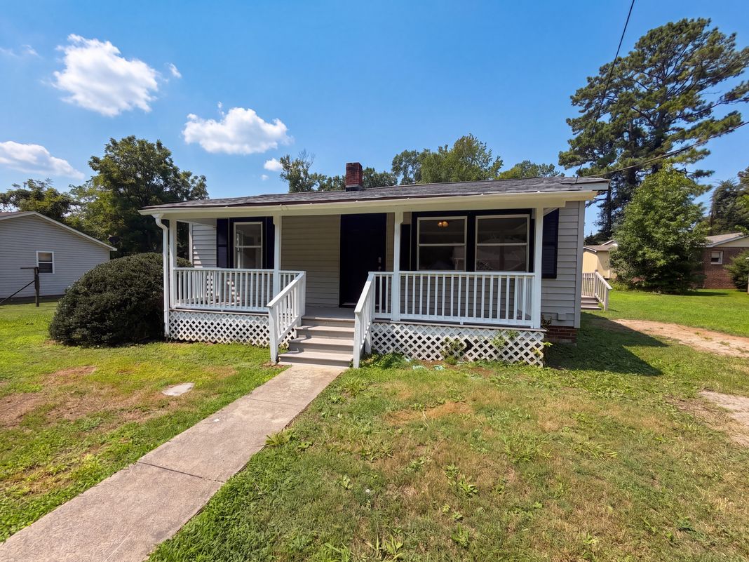 Property photo 1 of 90 Anthony St