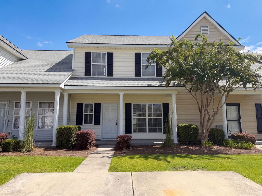 Property photo 1 of 210 Congaree River Dr