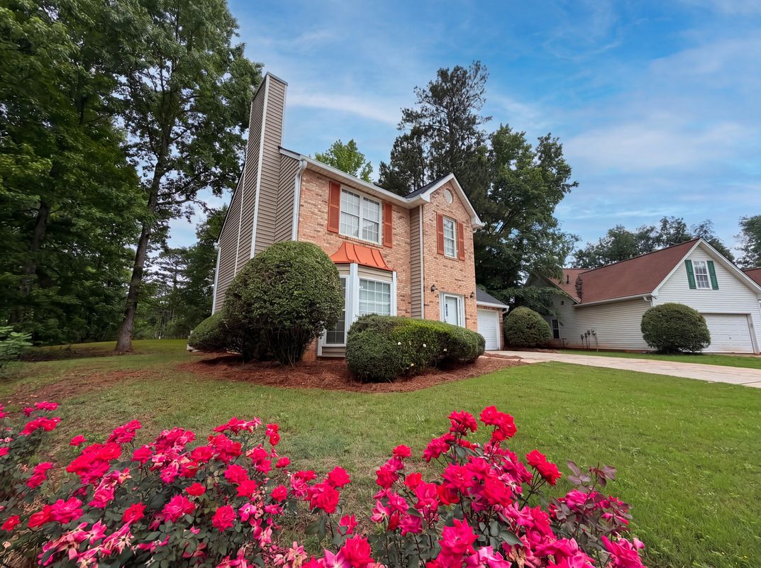 Photo 30 of 34 of 215 Twin Brook Way, Lawrenceville, GA
