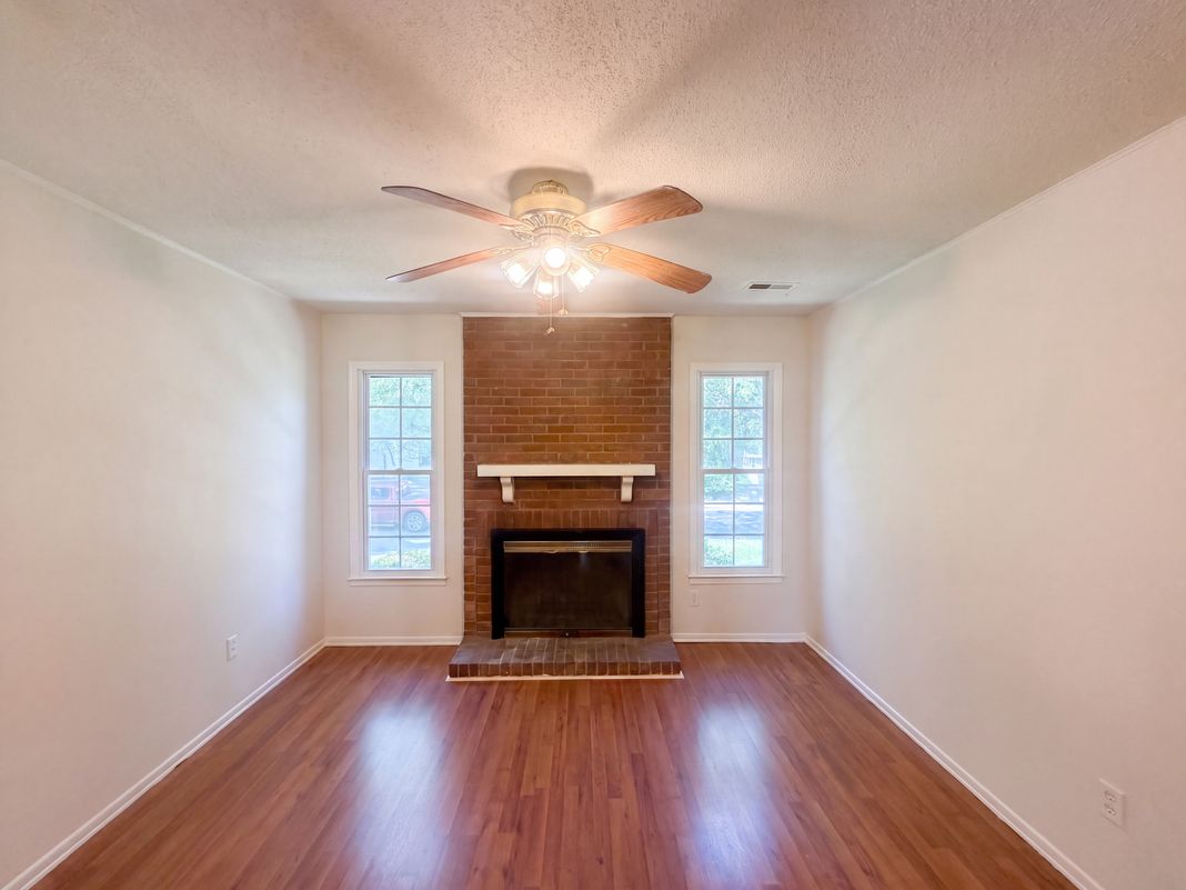 Property photo 3 of 2605 Lamroc Rd