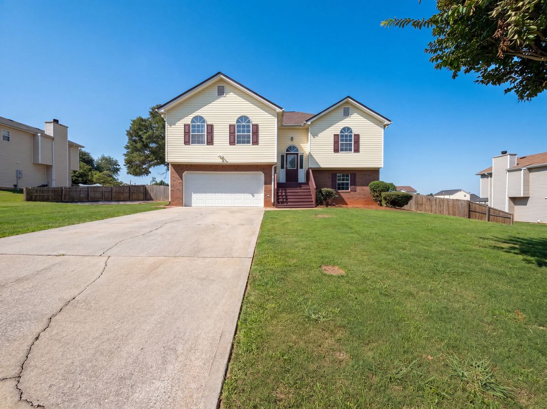 Property photo 1 of 5355 Queen Ester Ct