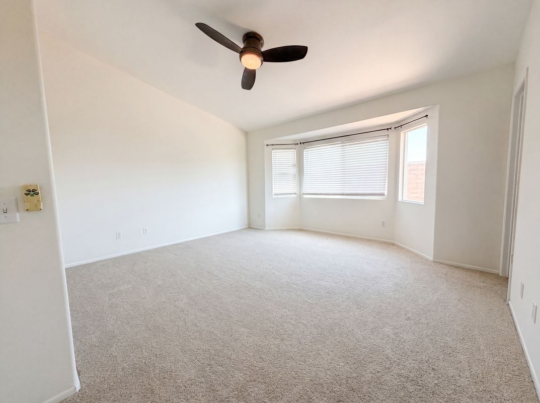 Photo 4 of 20 of 22125 Country Hills Dr, Wildomar, CA