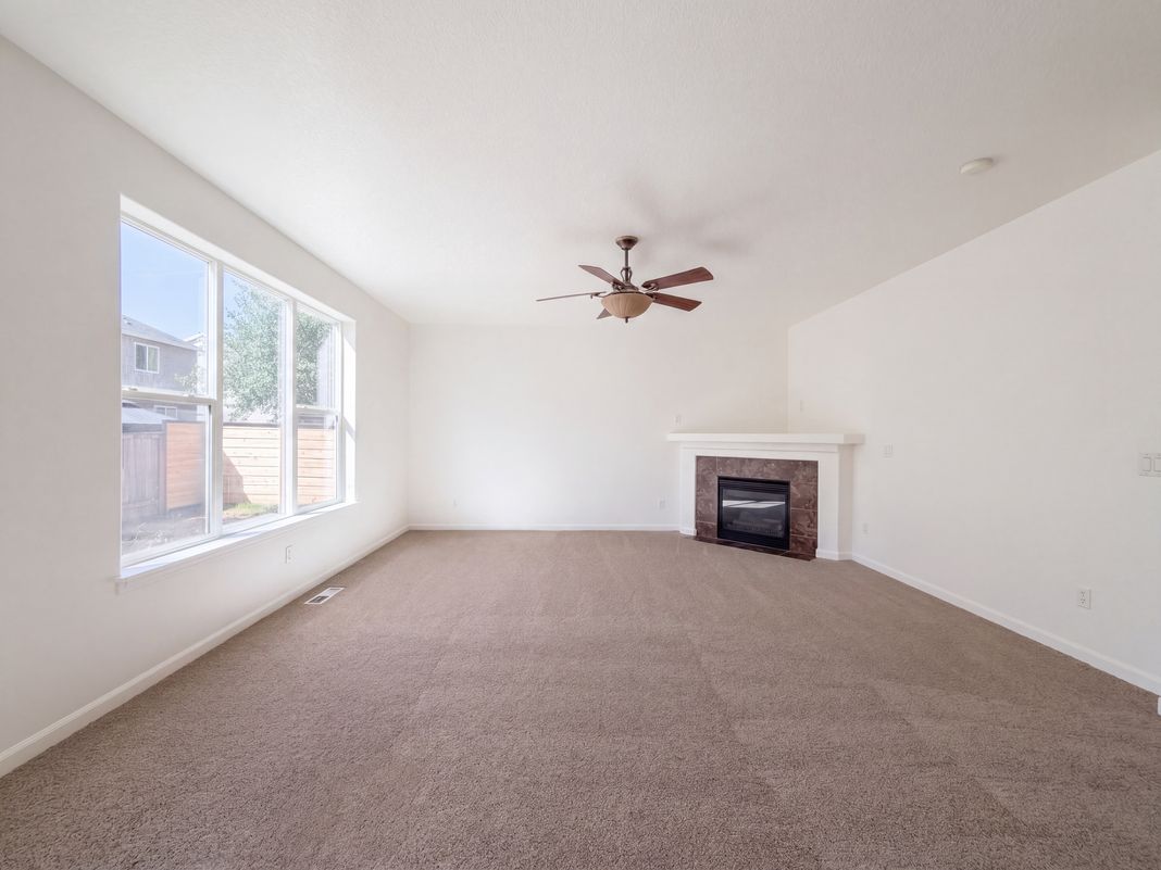 Property photo 3 of 34050 SE Sturgeon St