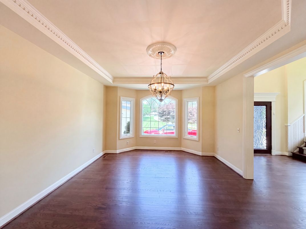 Property photo 3 of 7087 Bridgetown Rd