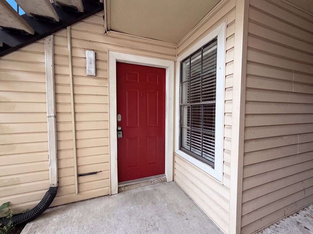Property photo 1 of 2750 Holly Hall St Apt 1409