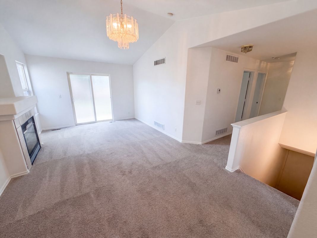 Property photo 3 of 18959 E Linvale Pl