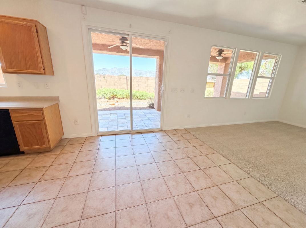 Photo 6 of 61 of 4220 Iris Pearl Ave, North Las Vegas, NV