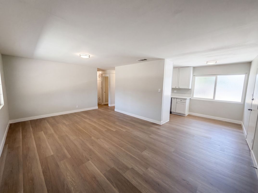 Property photo 3 of 5630 Dewey Ave