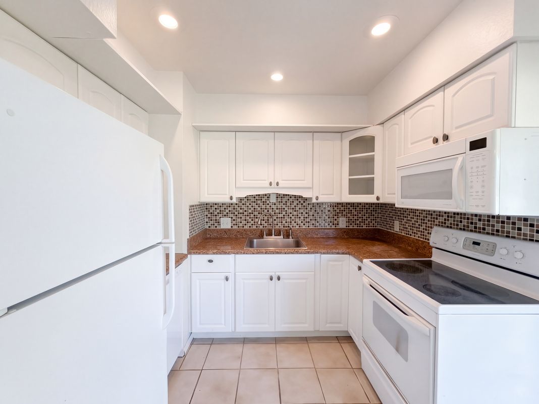 Property photo 2 of 509 Clearfield Rd