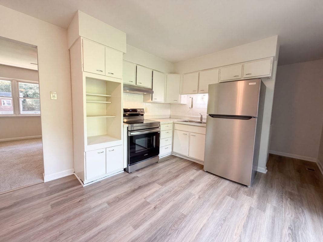 Property photo 2 of 6436 Kathy Dr