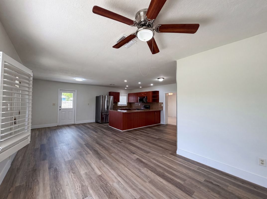 Property photo 3 of 4403 NW 202nd St