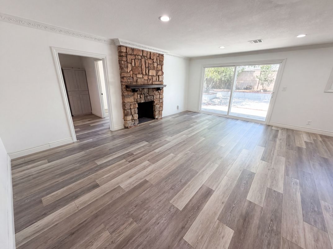 Property photo 3 of 1007 E Citrus Edge St