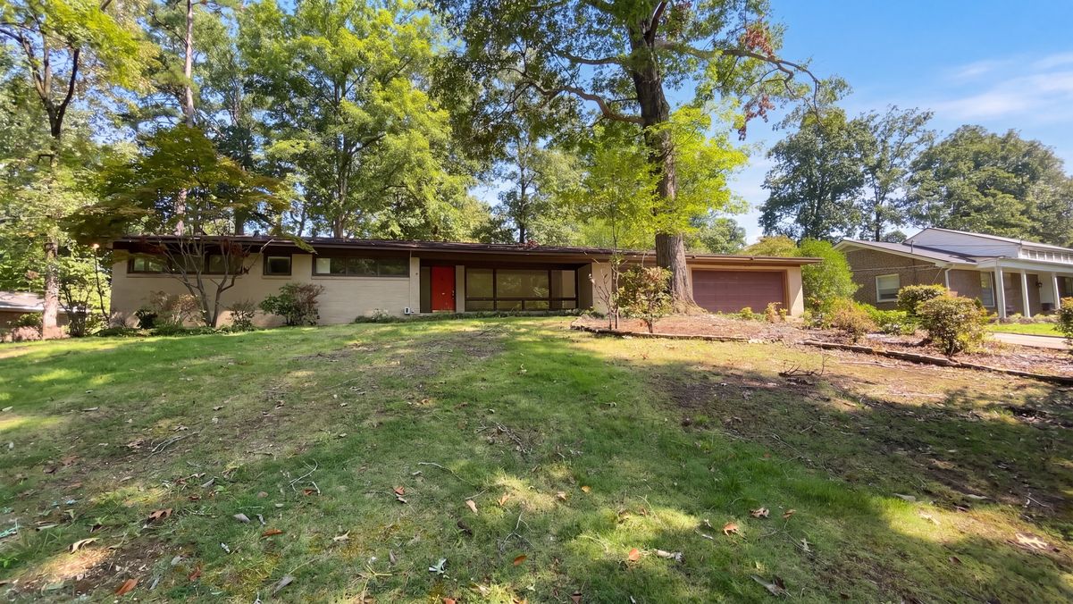 Main view of property
