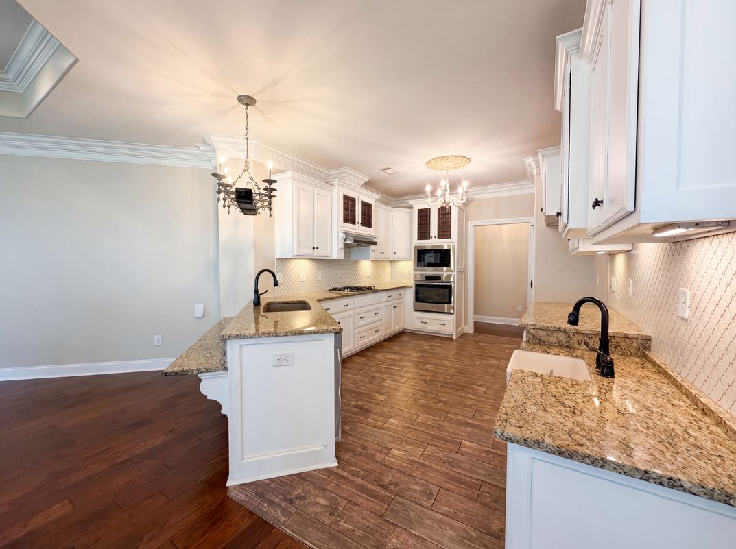 Property photo 2 of 7009 Whisperwood Ave
