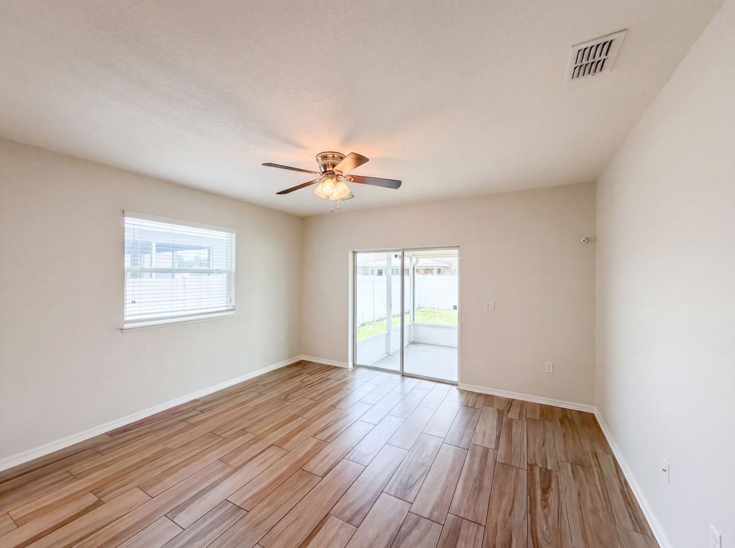 Photo 19 of 24 of 1048 Bethpage Rd, Auburndale, FL