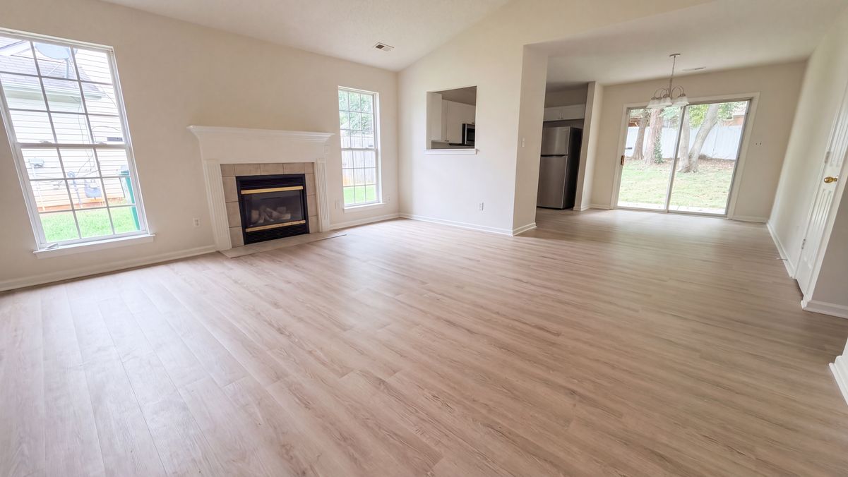 Property photo 3 of 5006 Elizabeth Rd