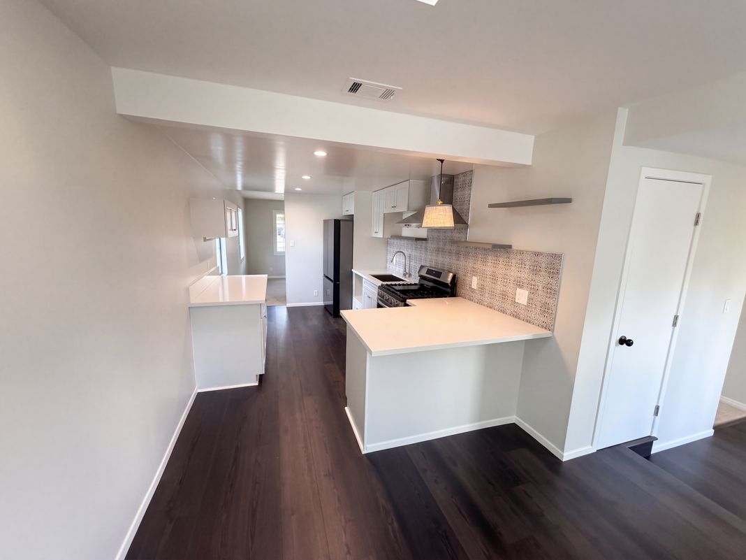 Property photo 2 of 1105 Edgar Ave