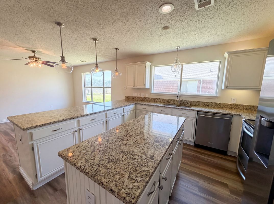 Photo 12 of 30 of 1711 Kennedy Dr, Wylie, TX
