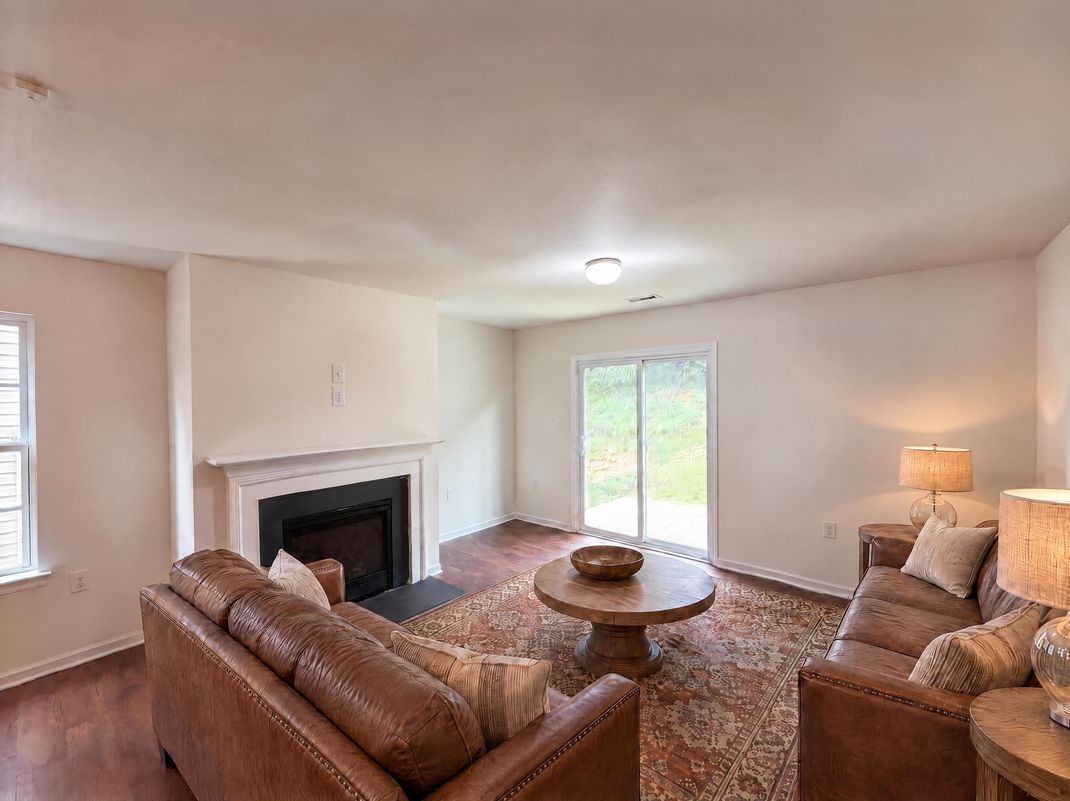 Property photo 3 of 3980 Long Arrow Dr