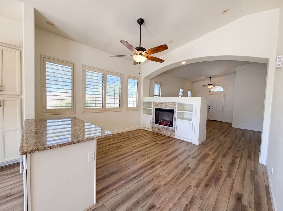 Property photo 3 of 3951 E Timberline Rd