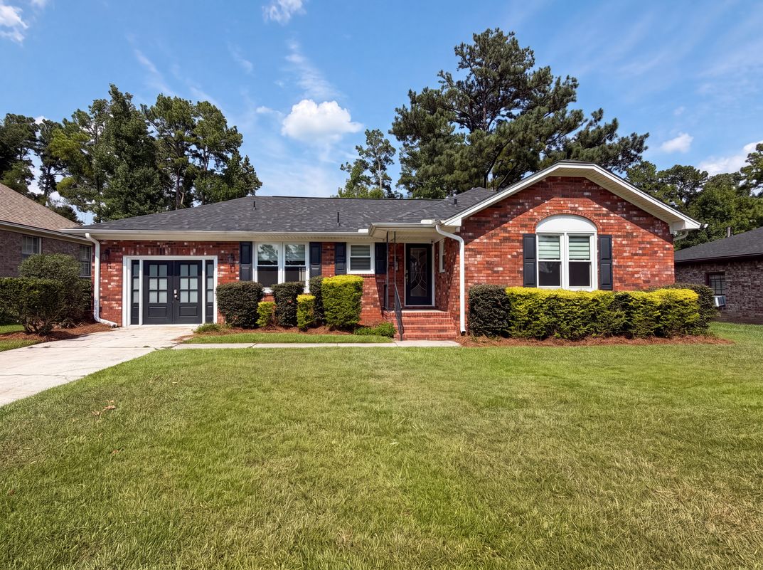 Property photo 1 of 189 Tall Pines Rd