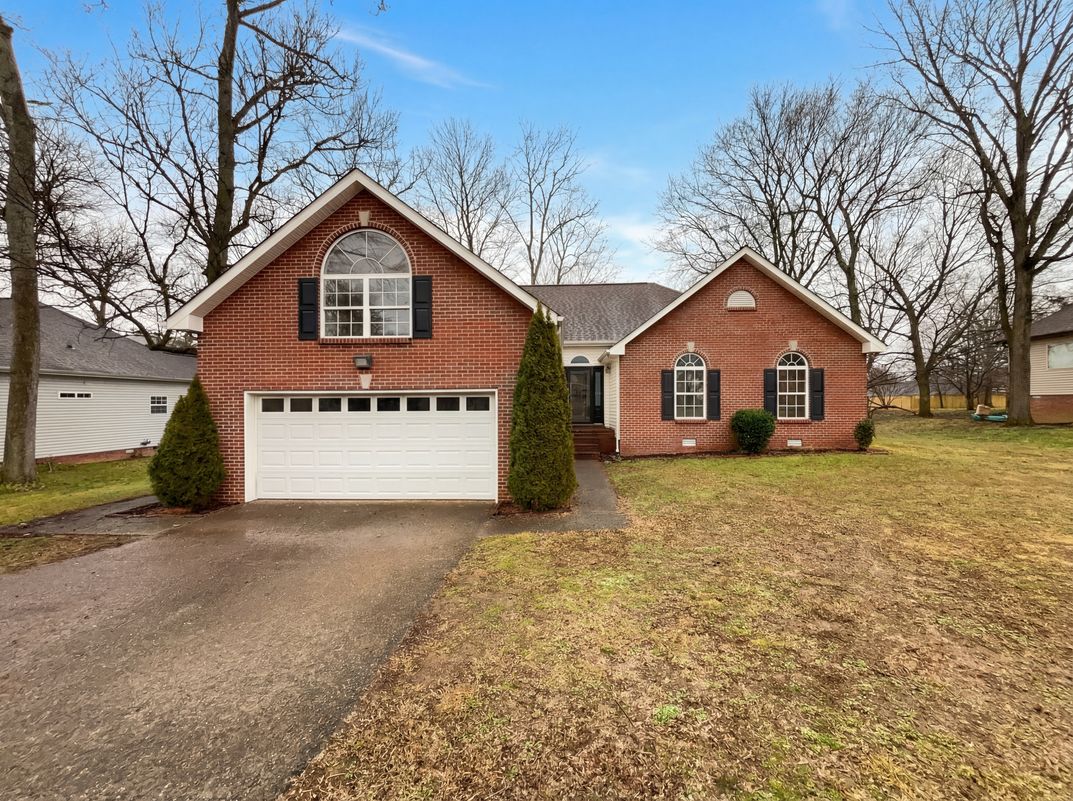 Property photo 1 of 403 Buckingham Blvd