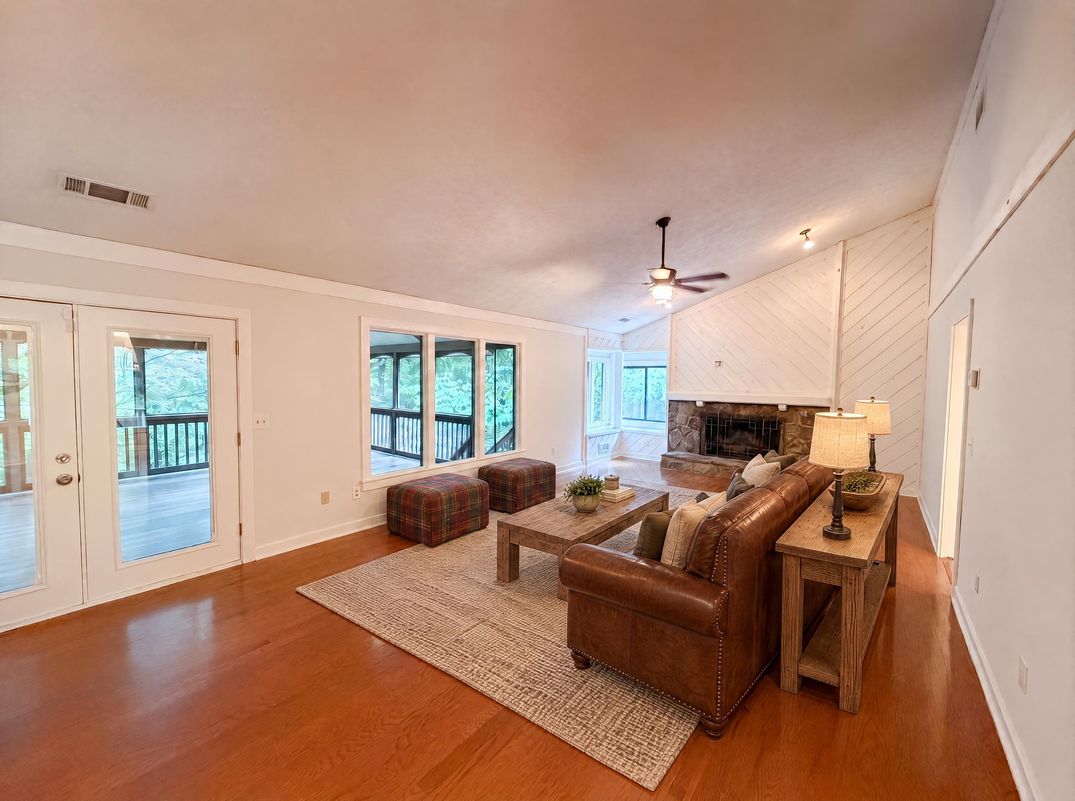 Property photo 3 of 4958 Scotts Creek Trl
