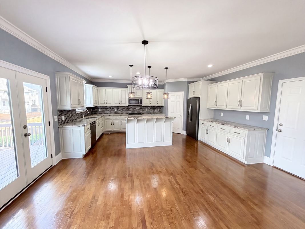 Property photo 2 of 1639 Mapmaker Dr