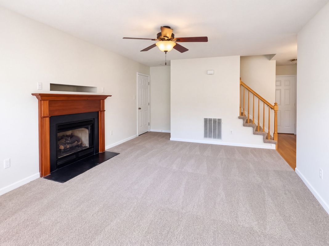 Property photo 3 of 3153 Chartwood Dr