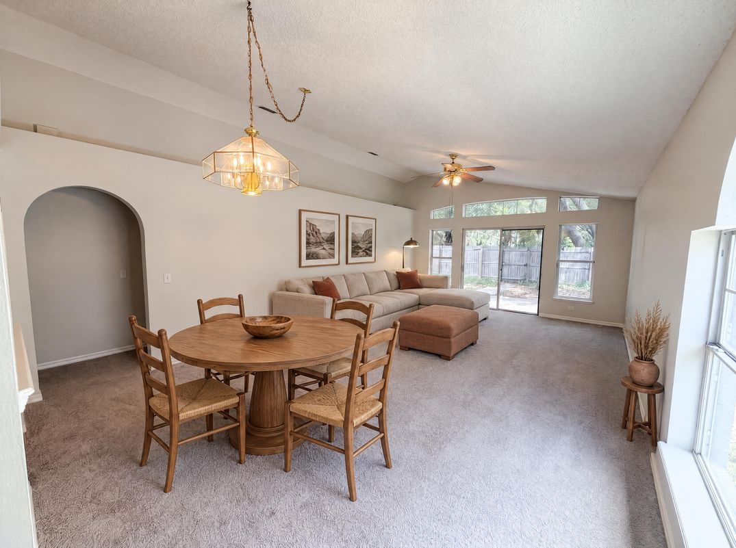 Property photo 3 of 114 Pamala Ct