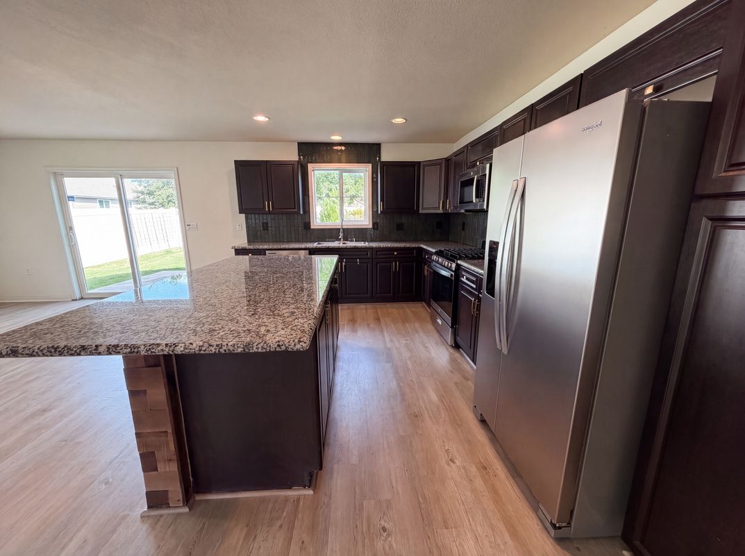 Property photo 3 of 11113 Mickelson Dr