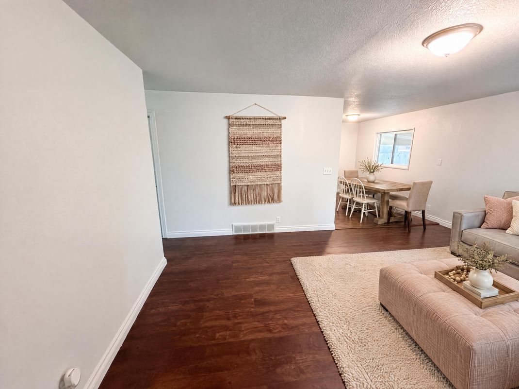 Property photo 3 of 1330 Quentin St