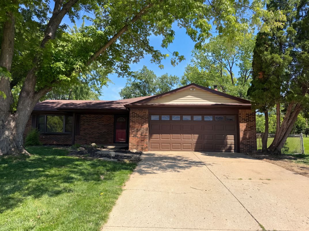 Property photo 1 of 712 Fleetrun Ave