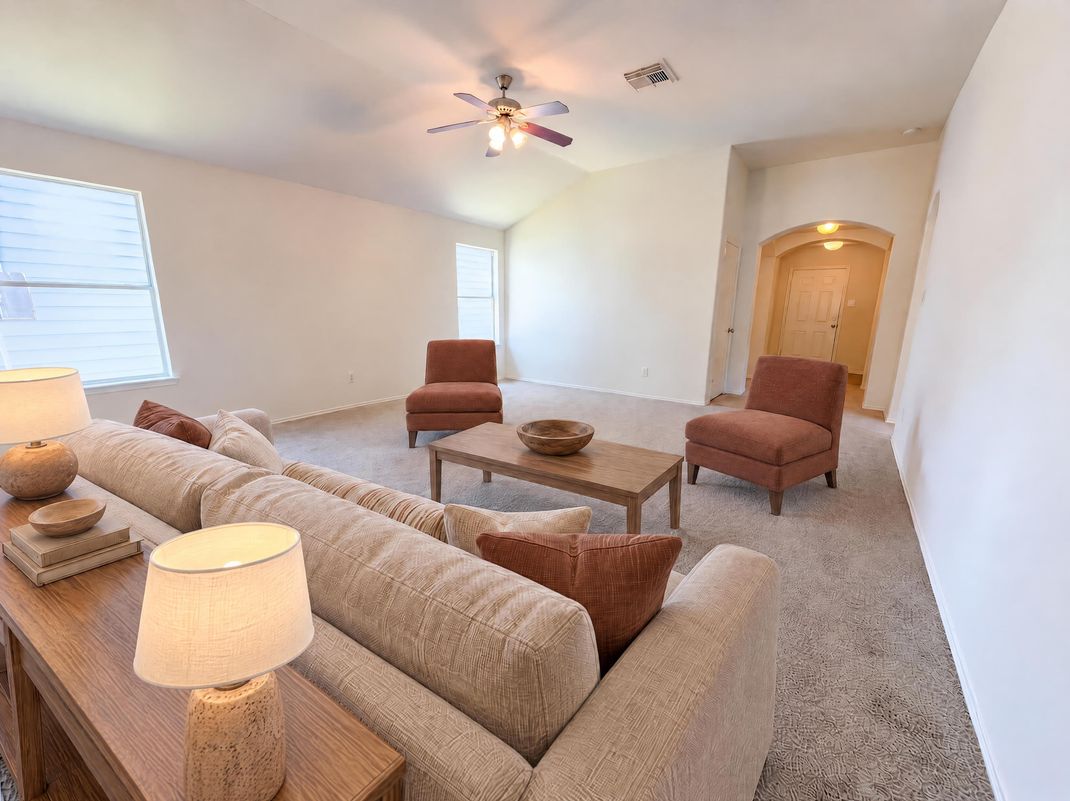 Property photo 3 of 7435 Kennemer Dr