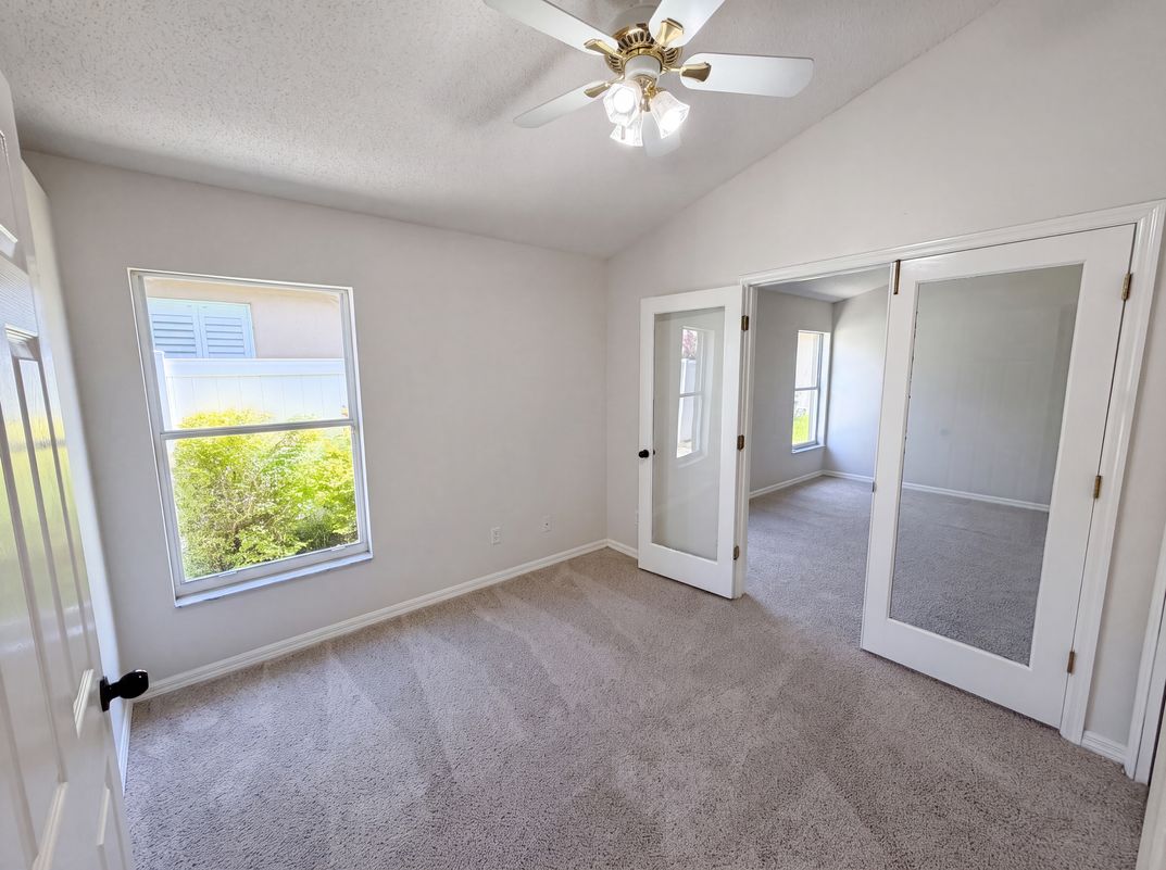 Photo 18 of 34 of 701 Magnolia Creek Cir, Orlando, FL