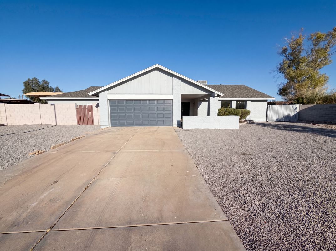Property photo 1 of 7120 W Leith Ln