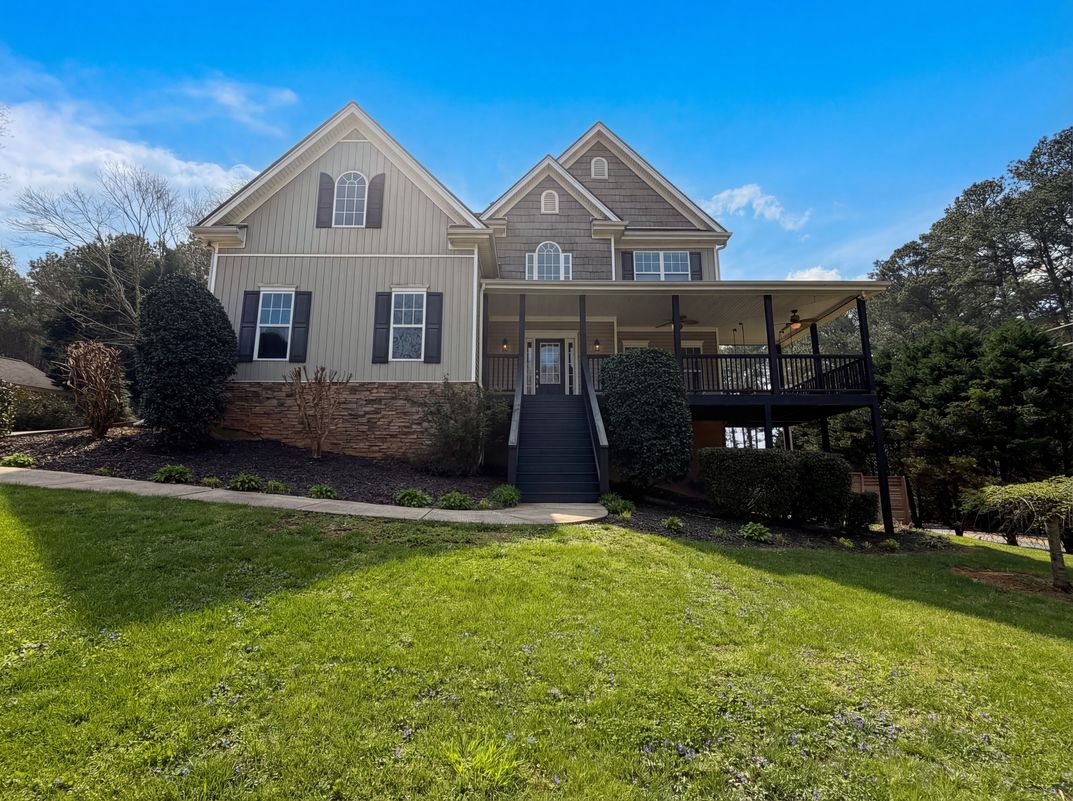Property photo 1 of 28 Meadows Ct