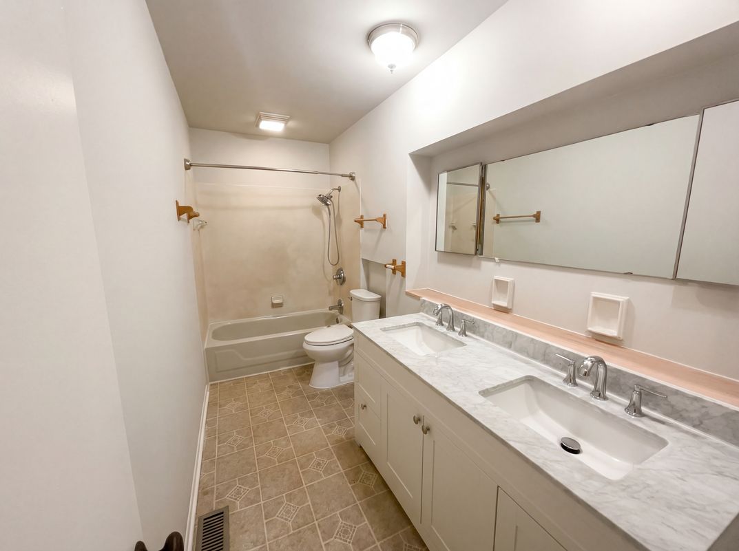 Photo 6 of 18 of 3011 Cameron St, Indianapolis, IN