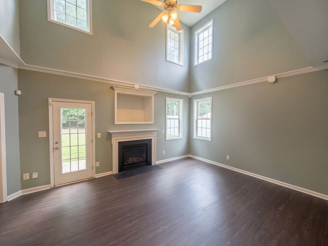 Property photo 3 of 8213 Marshall Brae Dr
