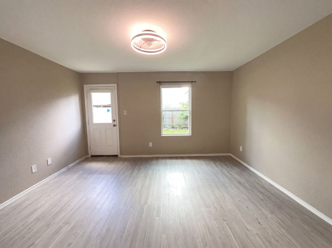 Property photo 3 of 7610 Aston Cross
