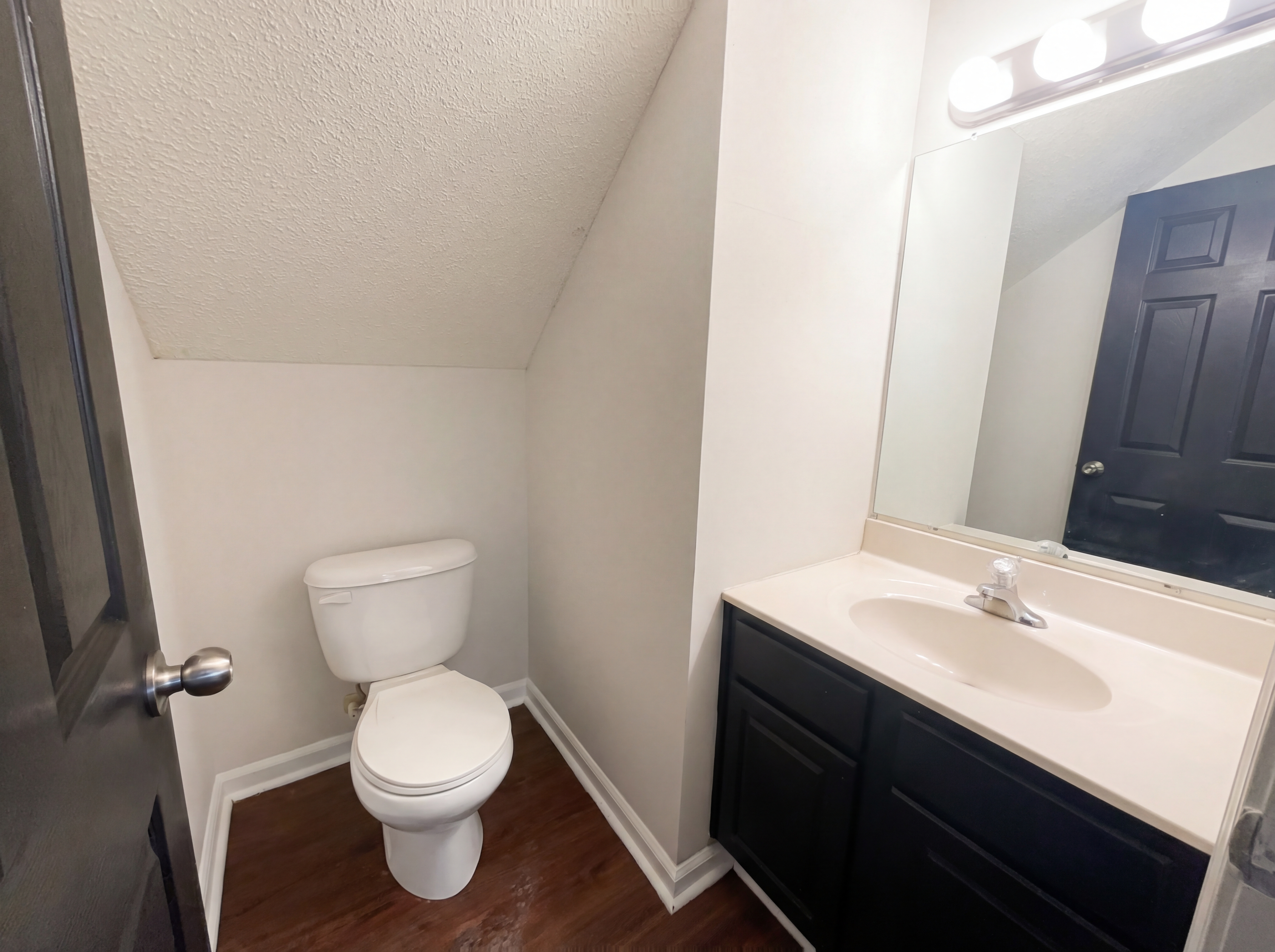 Photo 9 of 19 of 318 Aberdeen Cir, Summerville, SC