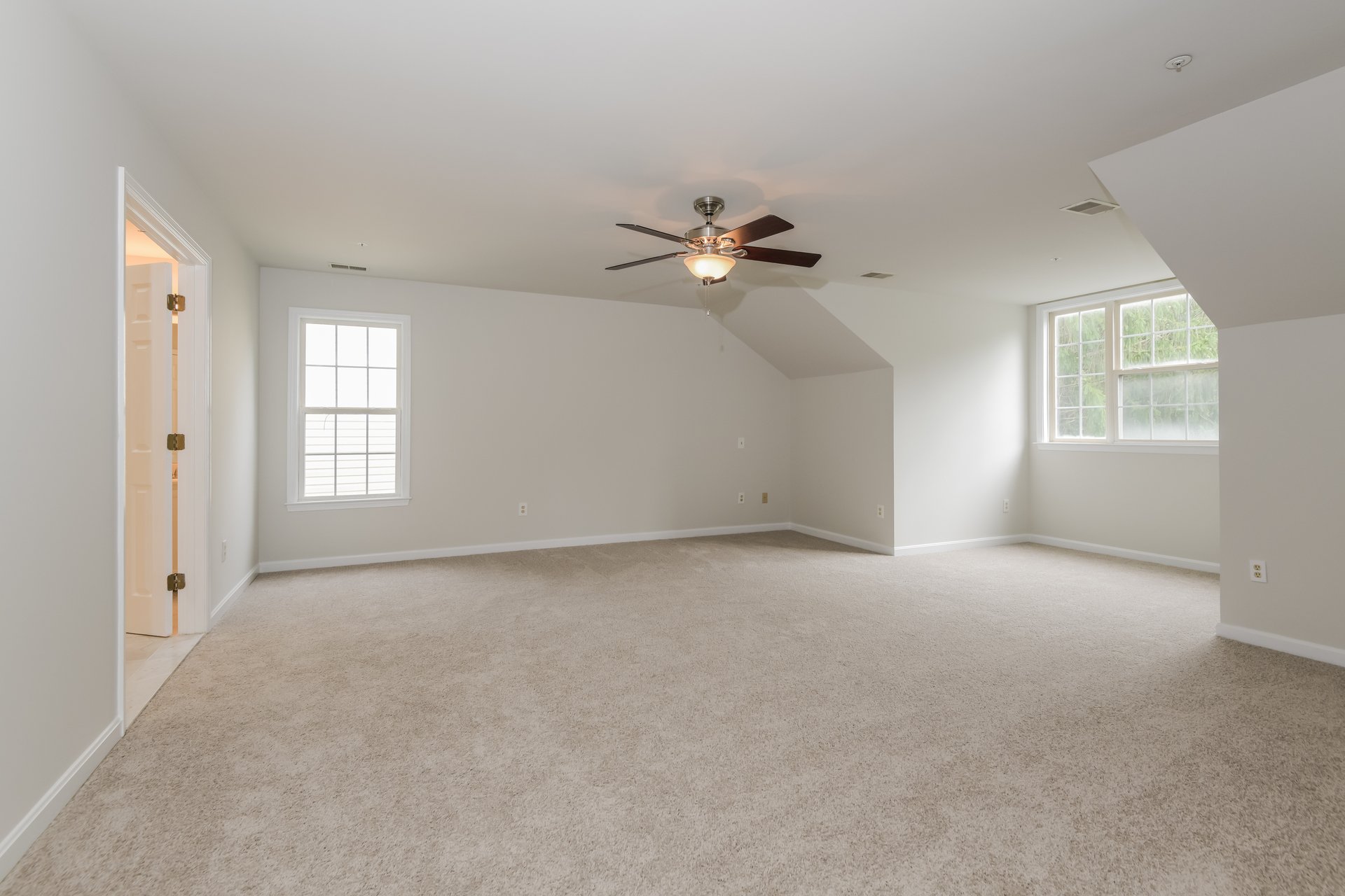Photo 38 of 51 of 12608 Quarterhorse Dr, Bowie, MD