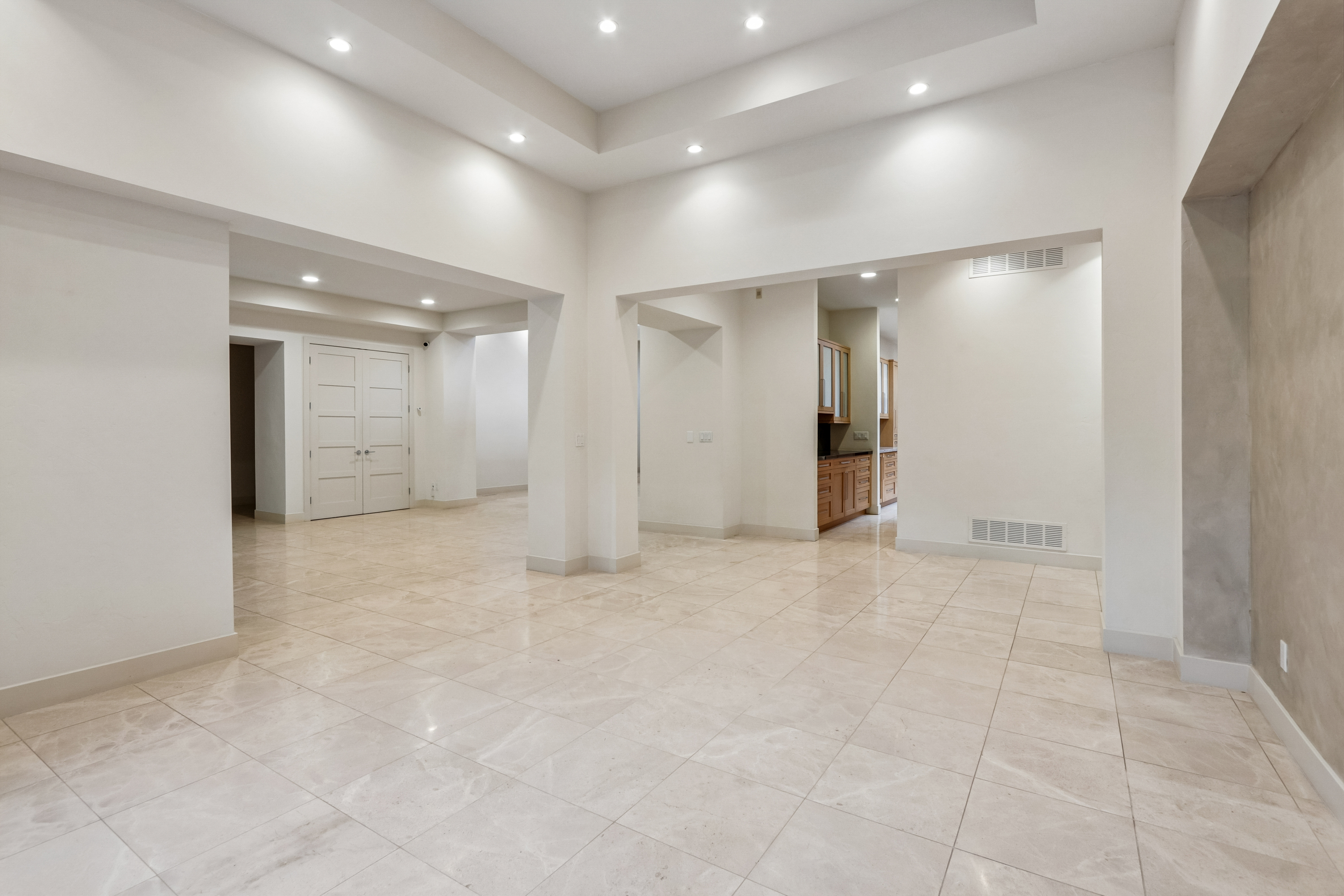 Photo 6 of 49 of 4986 S Fillmore Ct, Englewood, CO