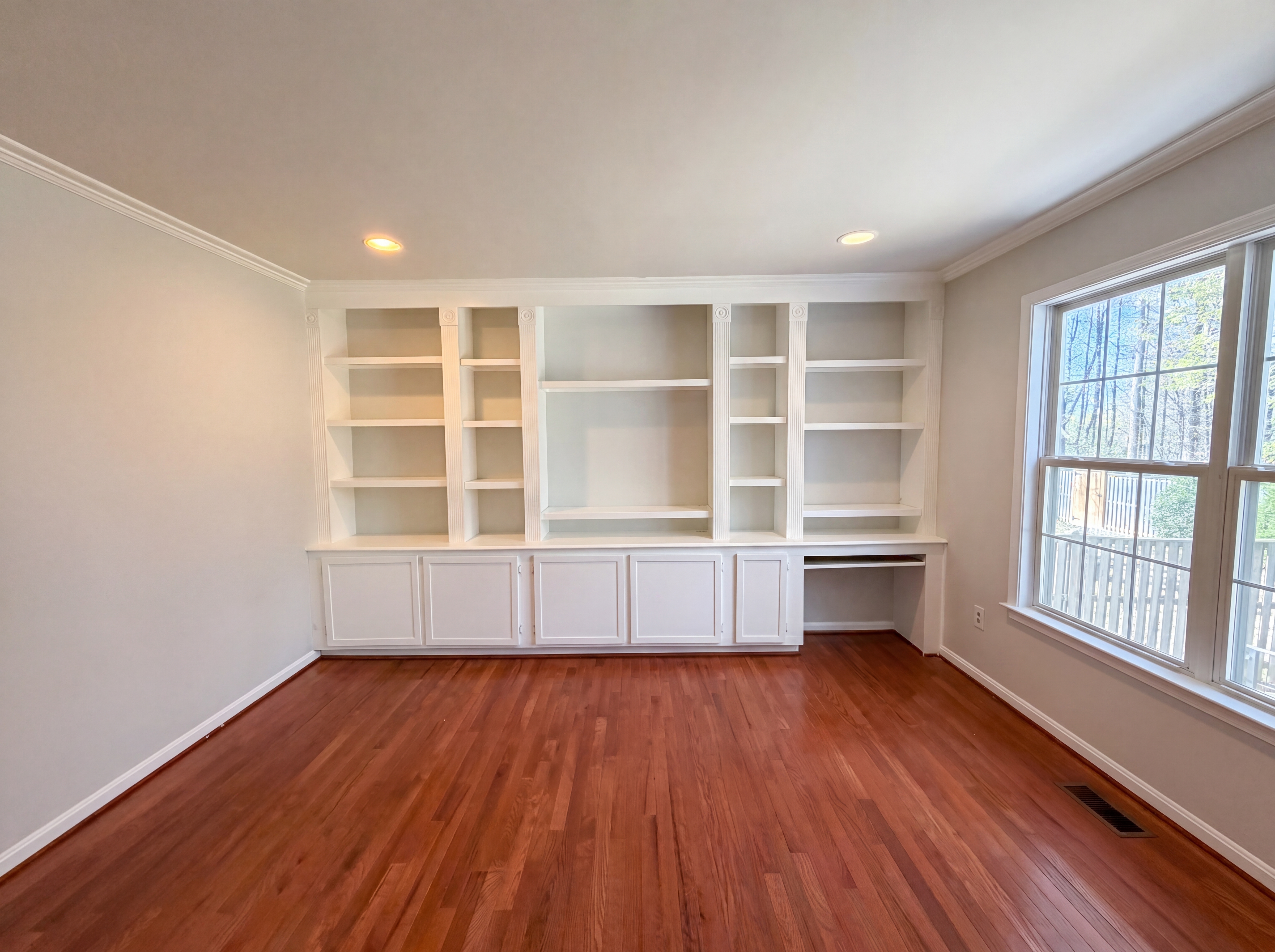 Photo 11 of 31 of 12608 Quarterhorse Dr, Bowie, MD