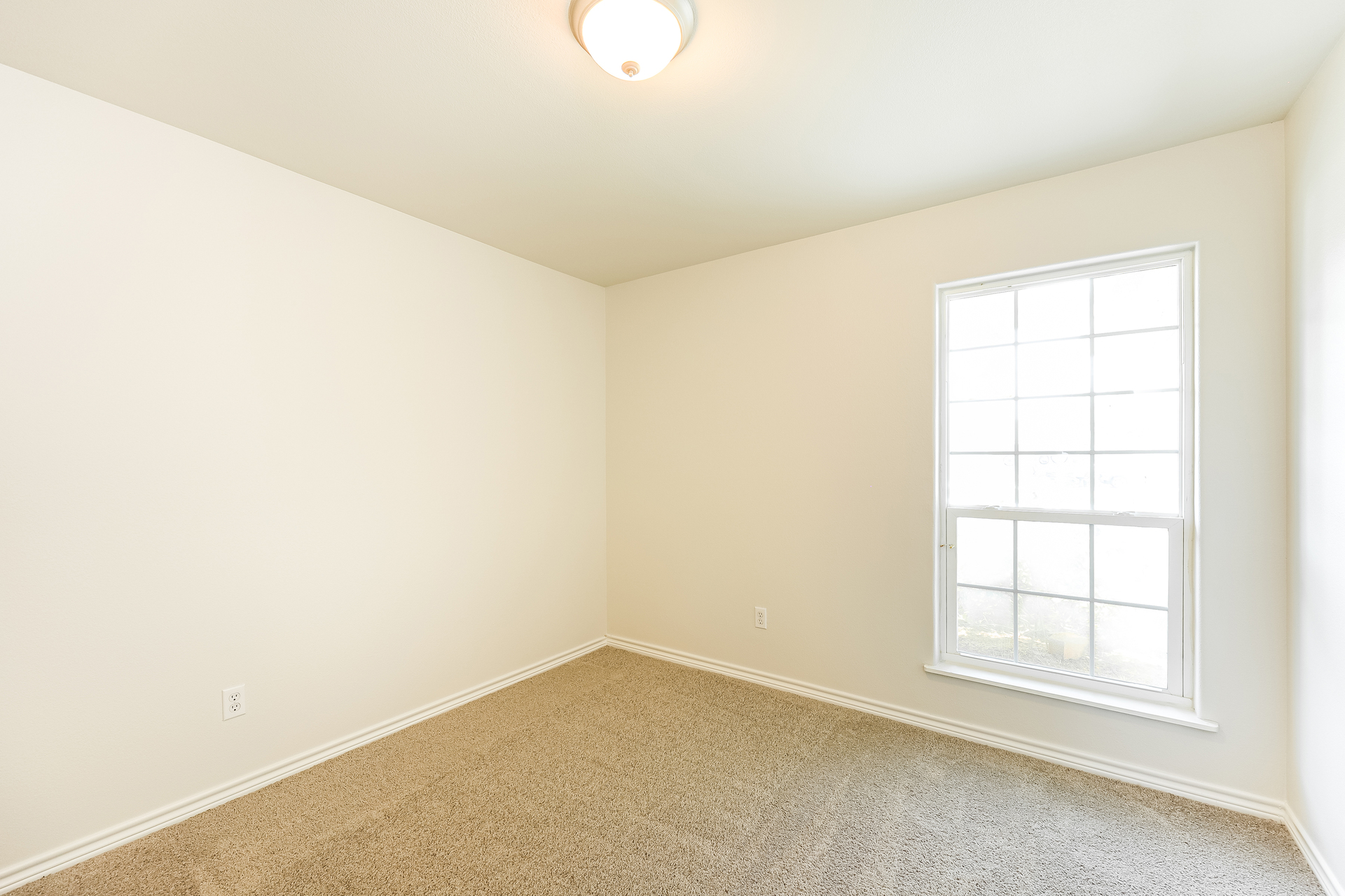 Photo 17 of 22 of 7508 Star Harbor Dr, Corpus Christi, TX